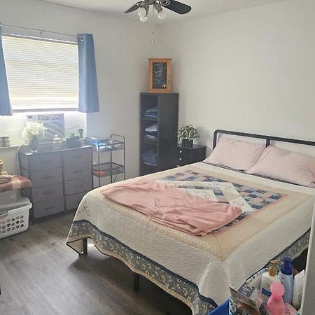 Sebastian Gardens Inn & Suites 外观 照片