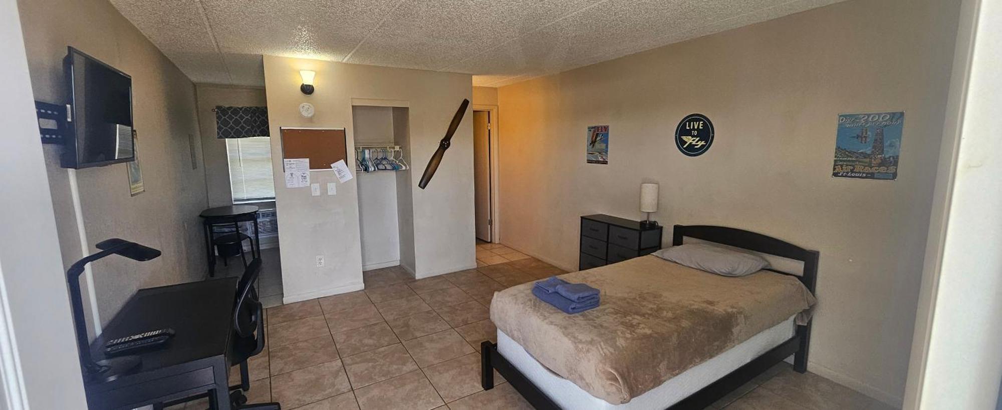 Sebastian Gardens Inn & Suites 外观 照片