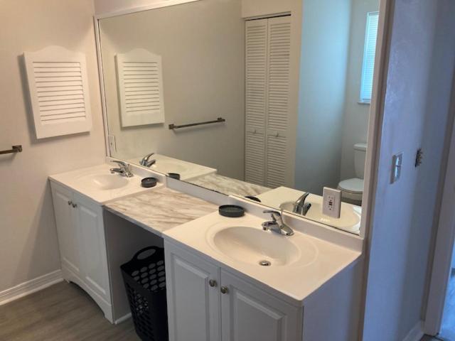 Sebastian Gardens Inn & Suites 外观 照片