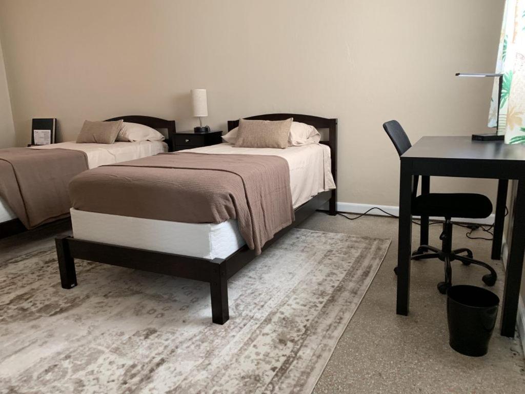 Sebastian Gardens Inn & Suites 外观 照片
